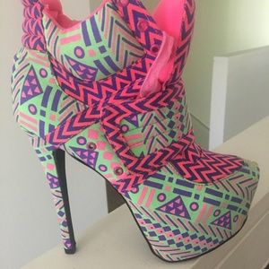 Privilege ankle booties